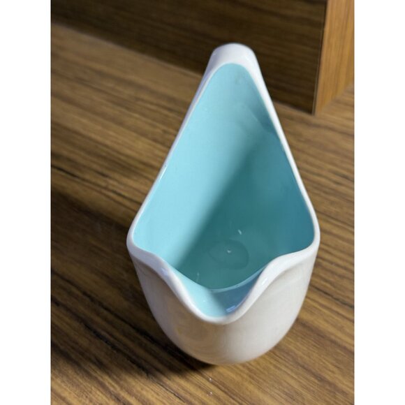 Vintage Ceramic Gravy Boat With Floral Design & Aqua Interior - Picture 4 of 6